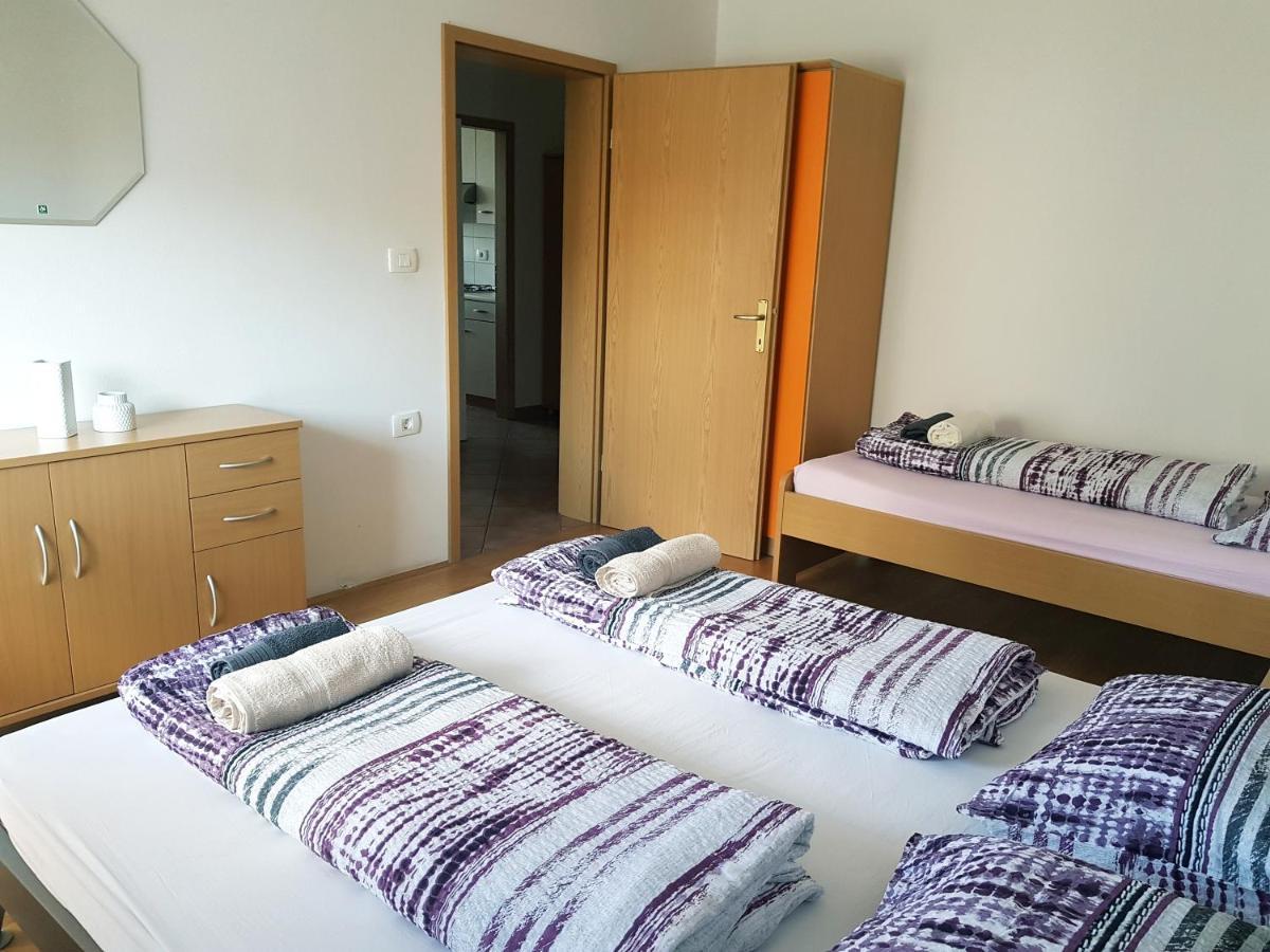 The Orange House Apartment Izola Bagian luar foto